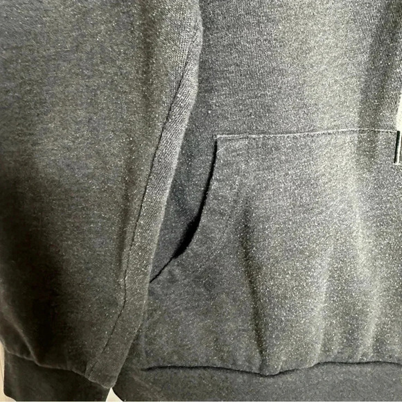 G21 Hoodie Blackish Grey Front Pocket Size Medium - Picture 4 of 16